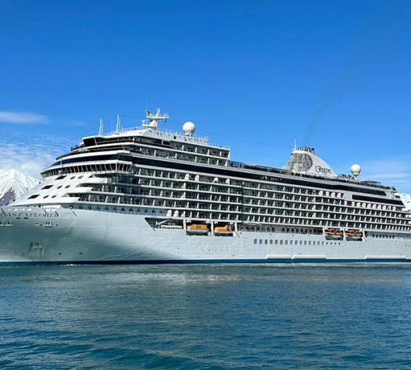 Regent Seven Seas Explorer in Alaska